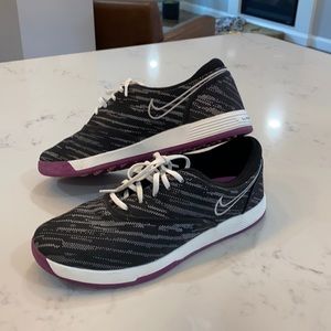 Nike golf shoes size 7.5